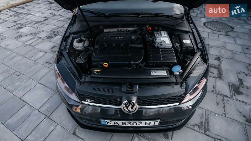 Универсал Volkswagen Golf 2013 в Киеве