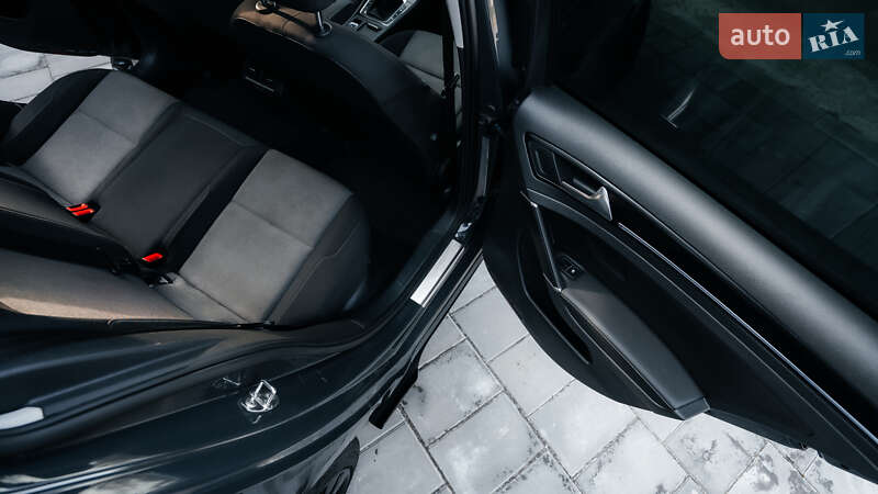 Универсал Volkswagen Golf 2013 в Киеве