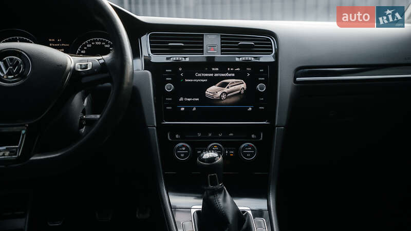 Универсал Volkswagen Golf 2013 в Киеве