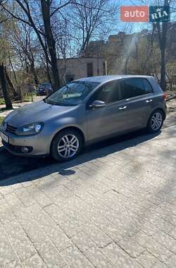 Хэтчбек Volkswagen Golf 2008 в Львове