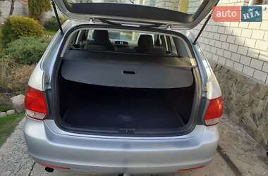 Универсал Volkswagen Golf 2011 в 