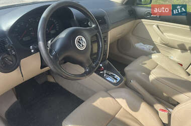 Хетчбек Volkswagen Golf 2002 в Білій Церкві