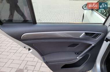 Универсал Volkswagen Golf 2018 в 