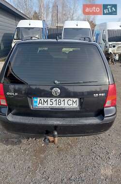 Универсал Volkswagen Golf 2002 в 