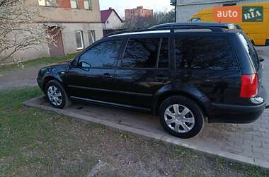 Универсал Volkswagen Golf 2001 в Ковеле