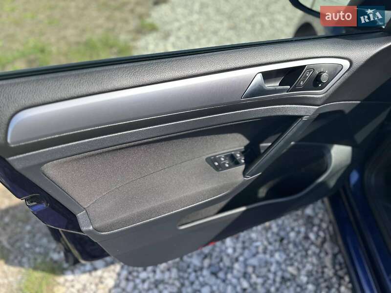 Универсал Volkswagen Golf 2018 в Кривом Роге