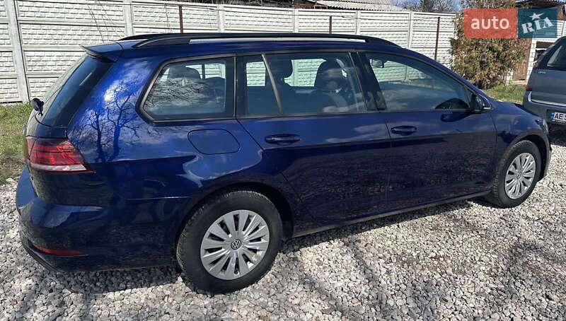 Универсал Volkswagen Golf 2018 в Кривом Роге