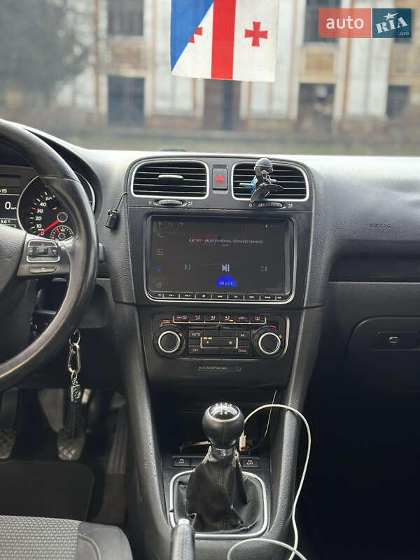 Универсал Volkswagen Golf 2011 в Славянске