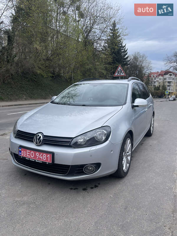 Универсал Volkswagen Golf 2011 в 