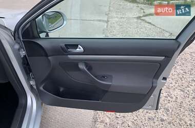 Универсал Volkswagen Golf 2009 в 