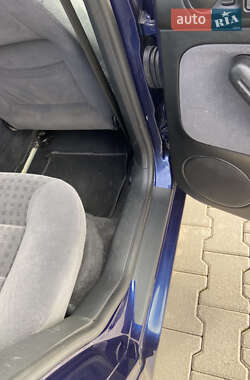 Универсал Volkswagen Golf 2001 в 