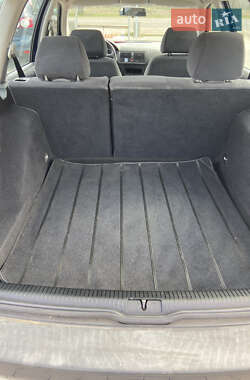 Универсал Volkswagen Golf 2001 в 