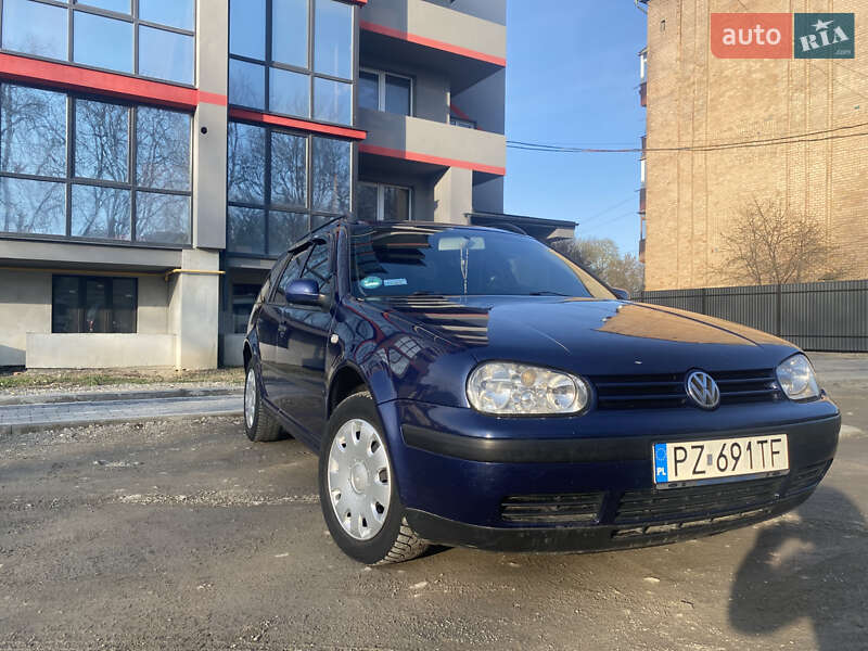 Volkswagen Golf 2002