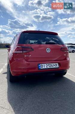Хэтчбек Volkswagen Golf 2014 в 