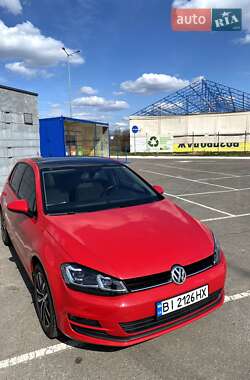 Хэтчбек Volkswagen Golf 2014 в 
