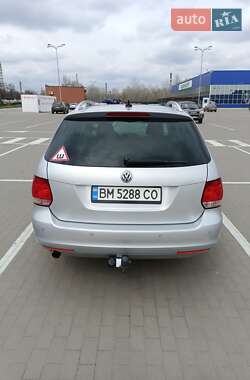 Універсал Volkswagen Golf 2012 в 