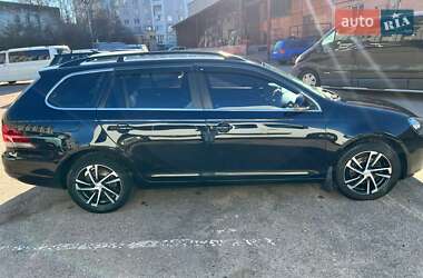 Універсал Volkswagen Golf 2011 в 