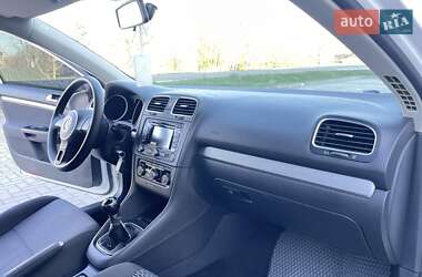 Универсал Volkswagen Golf 2010 в 