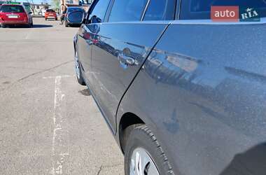 Универсал Volkswagen Golf 2010 в 