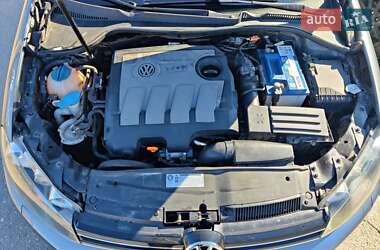 Универсал Volkswagen Golf 2010 в 