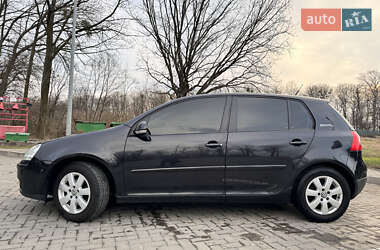 Хэтчбек Volkswagen Golf 2006 в 