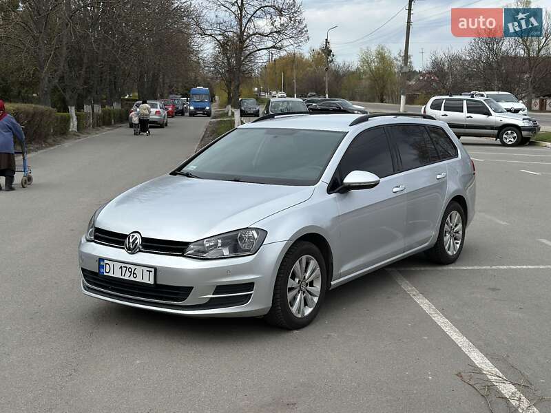 Универсал Volkswagen Golf 2013 в 