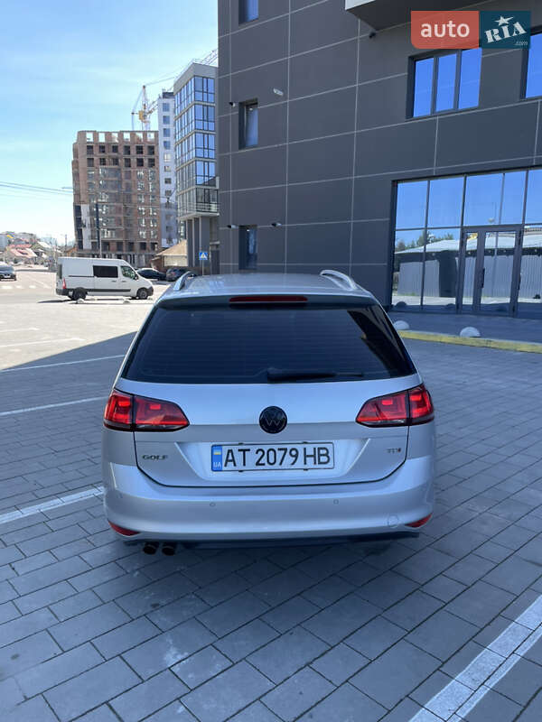 Универсал Volkswagen Golf 2013 в Ивано-Франковске