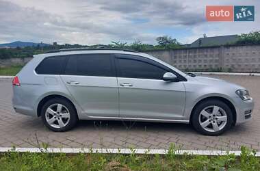 Універсал Volkswagen Golf 2013 в 