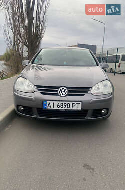 Хэтчбек Volkswagen Golf 2006 в Киеве