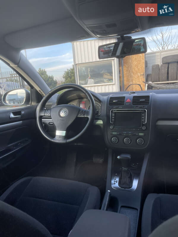 Универсал Volkswagen Golf 2009 в Одессе