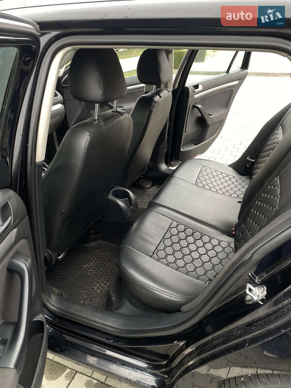 Универсал Volkswagen Golf 2013 в Хмельницком