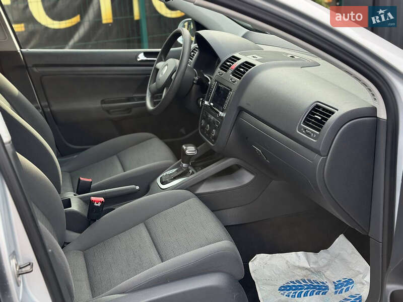 Хэтчбек Volkswagen Golf 2005 в Дрогобыче фото 28 Хэтчбек Volkswagen Golf 2005 в Дрогобыче