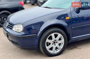 Хетчбек Volkswagen Golf 1998 в 