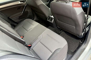 Универсал Volkswagen Golf 2016 в 