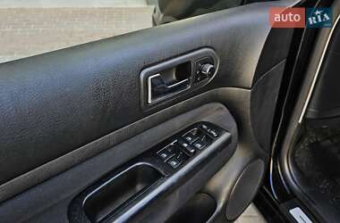 Хэтчбек Volkswagen Golf 2003 в 