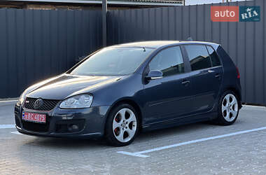 Хэтчбек Volkswagen Golf 2008 в 