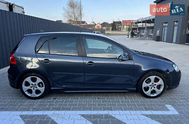 Хэтчбек Volkswagen Golf 2008 в 