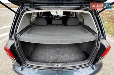 Хэтчбек Volkswagen Golf 2013 в 