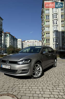 Универсал Volkswagen Golf 2015 в 