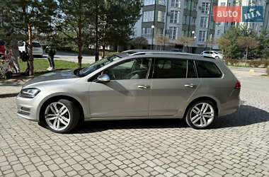 Универсал Volkswagen Golf 2015 в 