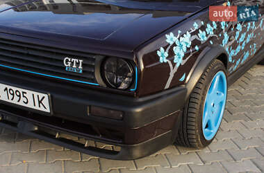 Хэтчбек Volkswagen Golf 1986 в 