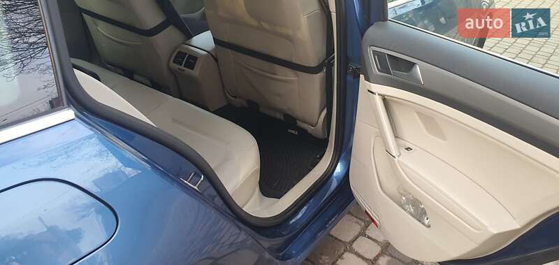 Универсал Volkswagen Golf 2015 в Ивано-Франковске