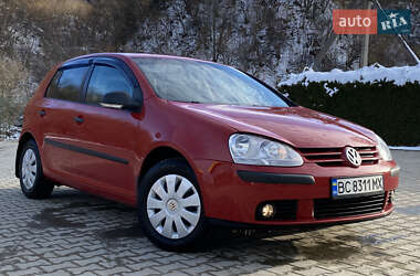 Хэтчбек Volkswagen Golf 2008 в 