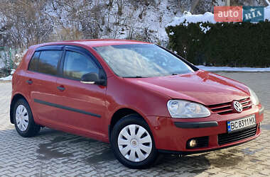 Хэтчбек Volkswagen Golf 2008 в 