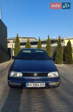 Хэтчбек Volkswagen Golf 1998 в Каменец-Подольском