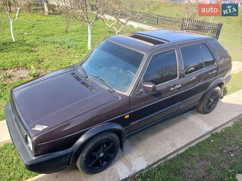 Хэтчбек Volkswagen Golf 1991 в 