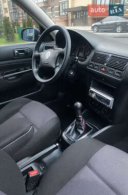 Универсал Volkswagen Golf 2000 в 