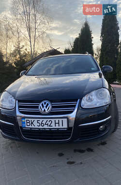 Универсал Volkswagen Golf 2008 в 