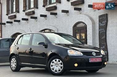 Хэтчбек Volkswagen Golf 2008 в 