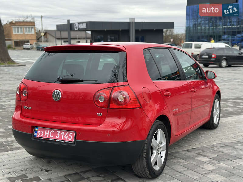 Хэтчбек Volkswagen Golf 2008 в Виннице